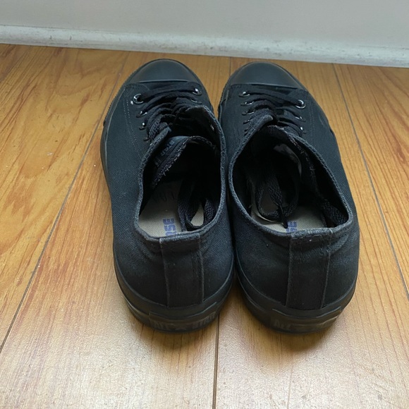 Converse Shoes - Picture 2 of 5